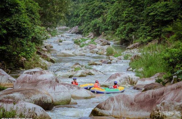 九龙潭漂流:参考价格成人票188元