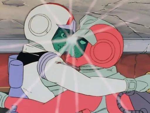 还是褒贬不一的《zz》,阿姆罗和夏亚在其中仍然是有着重要戏份的角色