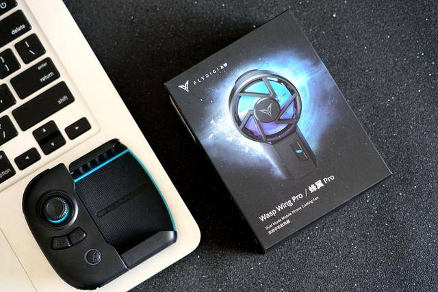 飞智蜂翼pro双效手机散热器有线半导体制冷无线风冷真香