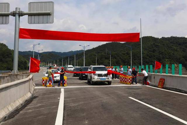 三明:国道534线槐林至荆东段项目主线竣工通车