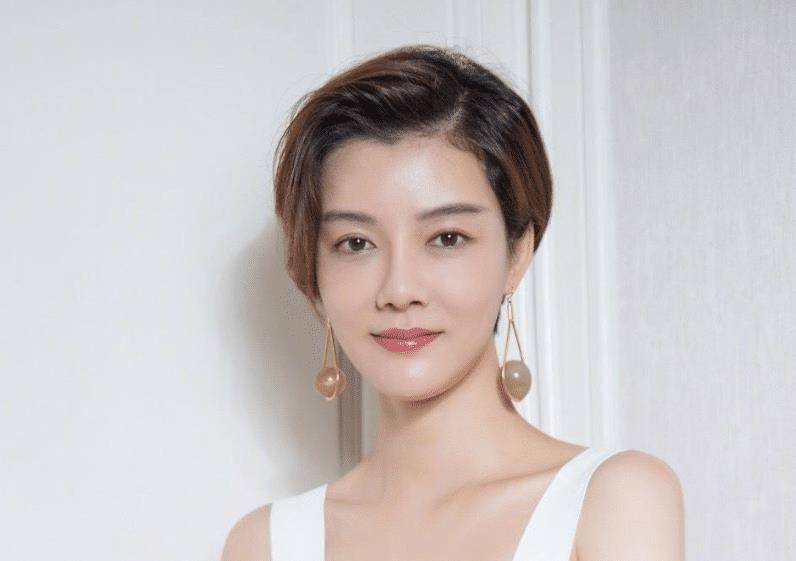 原创4位离过婚的女明星,选一个你最喜欢的,第4个基本没人选