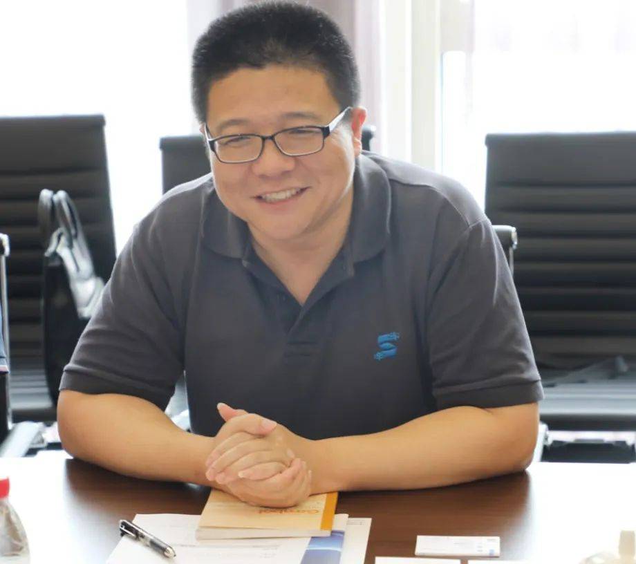 上海产业技术研究院执行院长吴俊伟蒲总对产研院领导的关心和指导表示