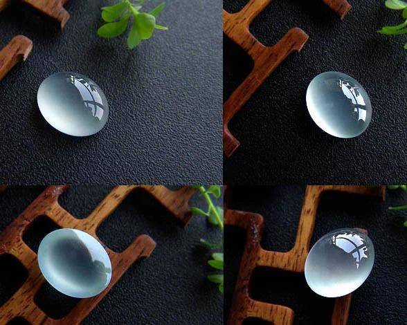 玻璃种翡翠玉最大的特点是透明度最高,几乎到了全透明! 玻璃种翡翠玉最大的特点是透明度最高,几乎到了全透明!