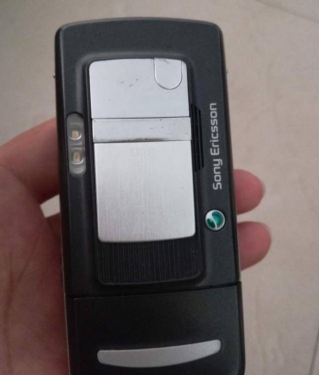 原创闲鱼惊现全新索爱k750当年的200万像素拍照神机如今报价198元