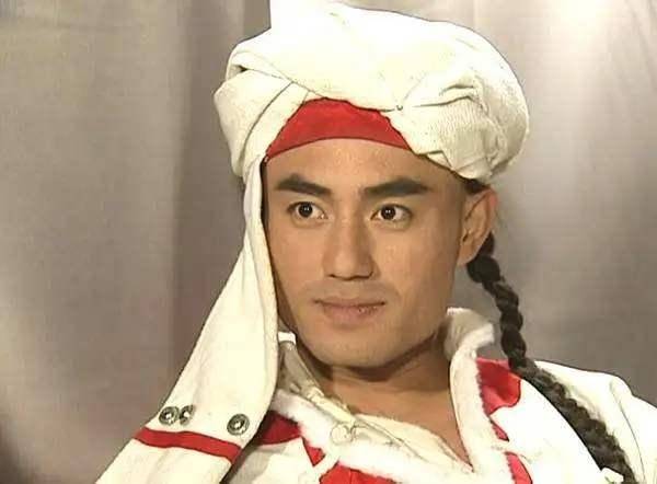原创还珠格格男演员疑似整容43岁颜值变化大被指太像苏有朋