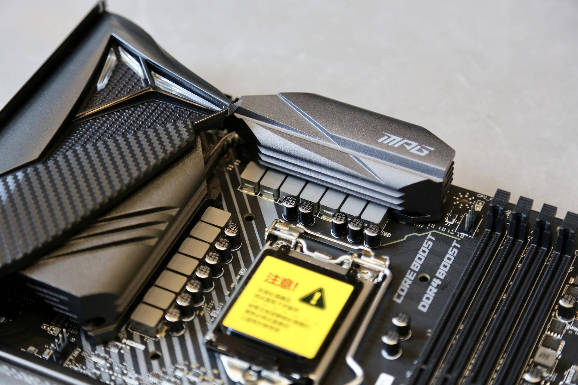 618晒单-来自黑暗龙魂的咆哮,微星mpg z490 gaming carbon wifi主板