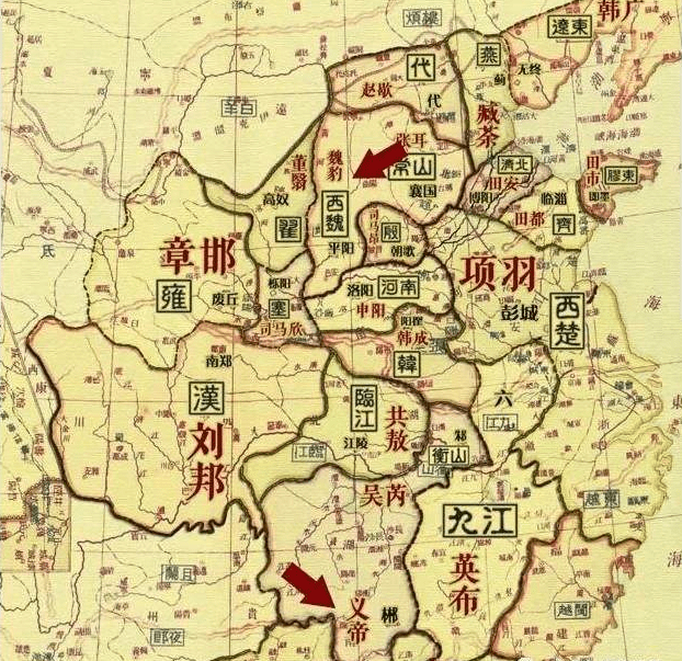 当然刘邦也知道,六国后人不是省油的灯,把他的封地向北迁,用来抵挡