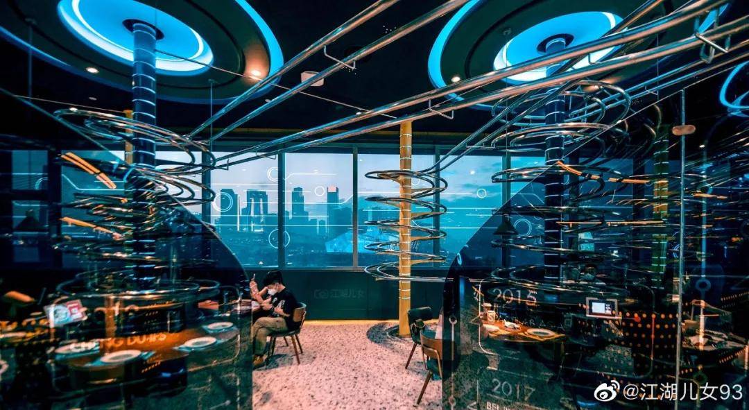 机器人综合餐厅首店出圈ai餐饮再迎新风口