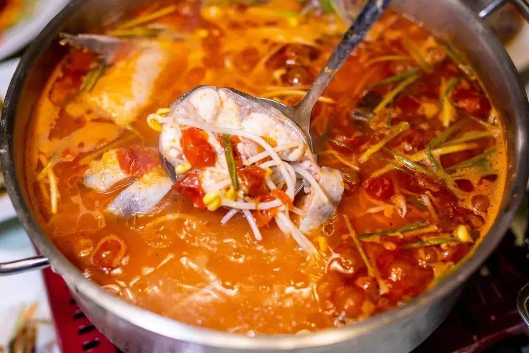 2020年贵州人餐桌上的新菜式:老干妈腌企鹅肉