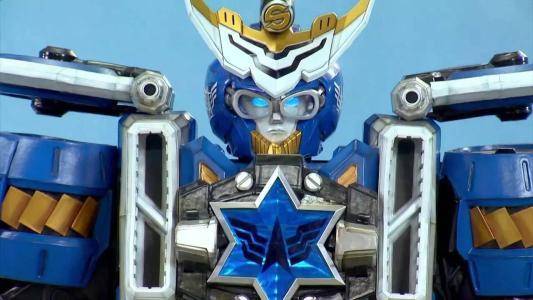 《巨神战击队》是继第一部英雄特摄电视剧《铠甲勇士》之后的又一力作