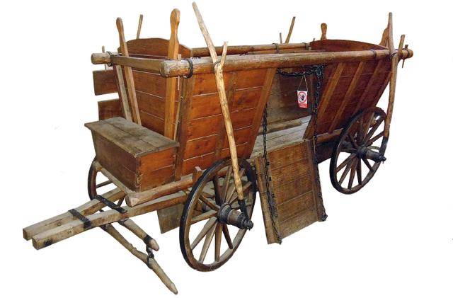 胡斯战车(复制品)公正地说,假如"胡斯派"将自己的命运寄托在远比对手