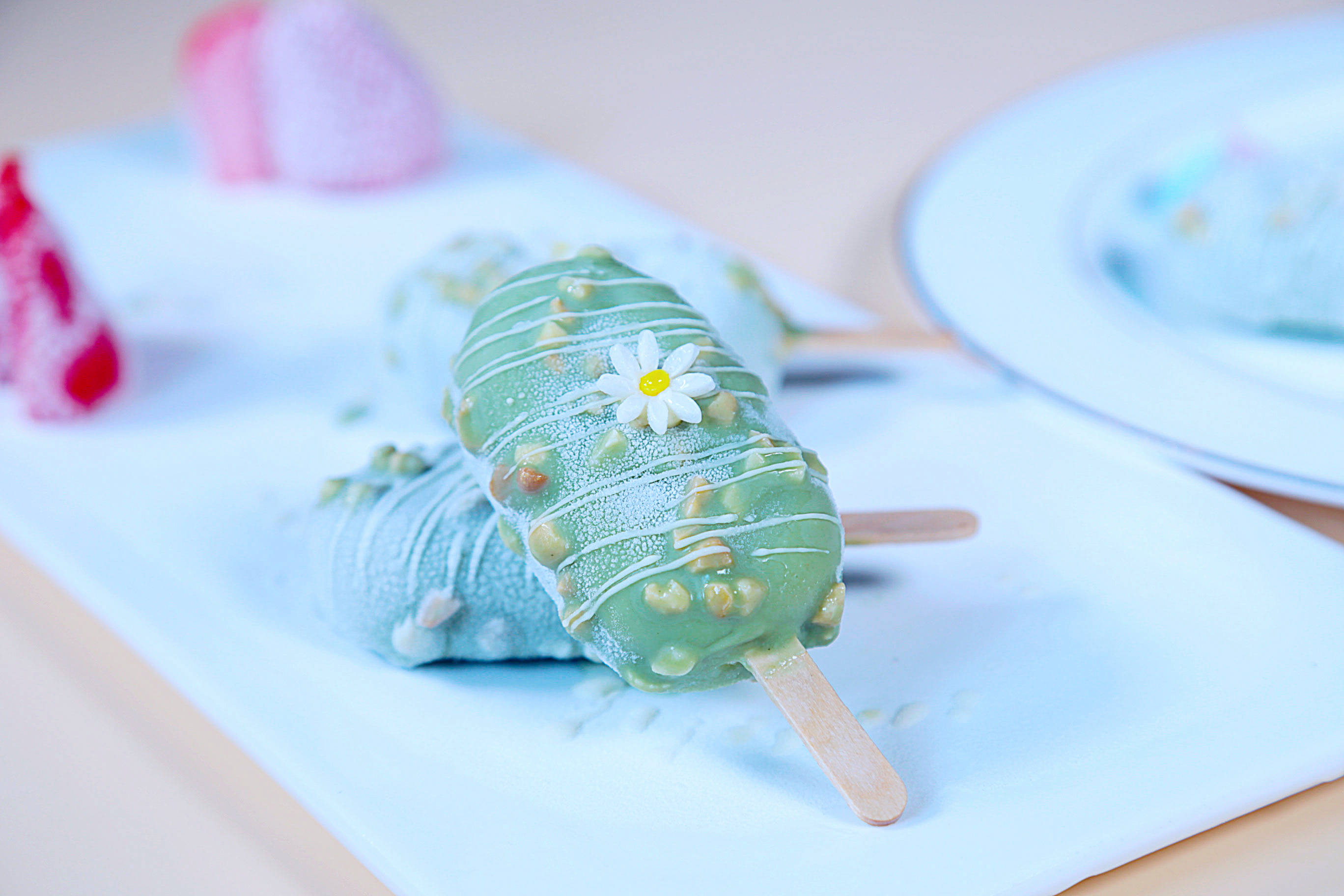 自制抹茶脆皮雪糕