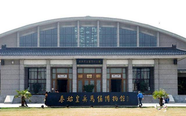 其中共接待外国国家元首,政府首脑187批,副总统,副总理和议长506批
