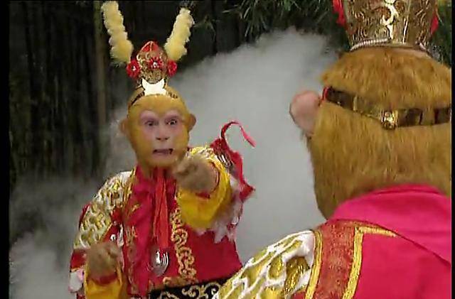 猴哥回忆起了往事,试问,如果死的是真猴王,那么假六耳未免演戏演的太