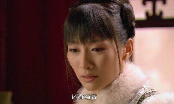 原创甄嬛传:谨慎的安陵容明知道宝娟有问题,为什么还把她留在身边?