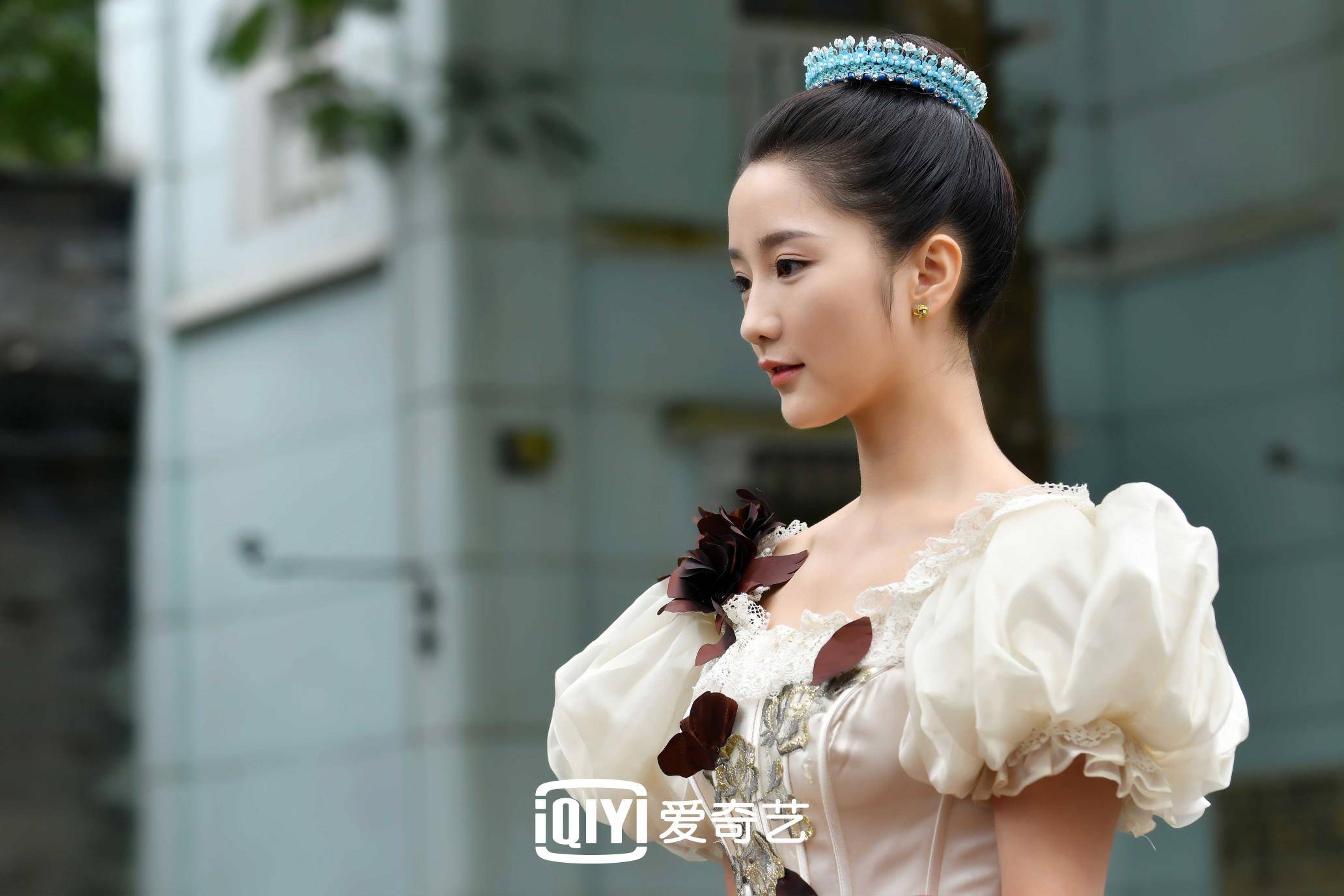 《小娘惹》:"鸡汤cp"疯狂撒糖,肖燕甜而不齁见演技