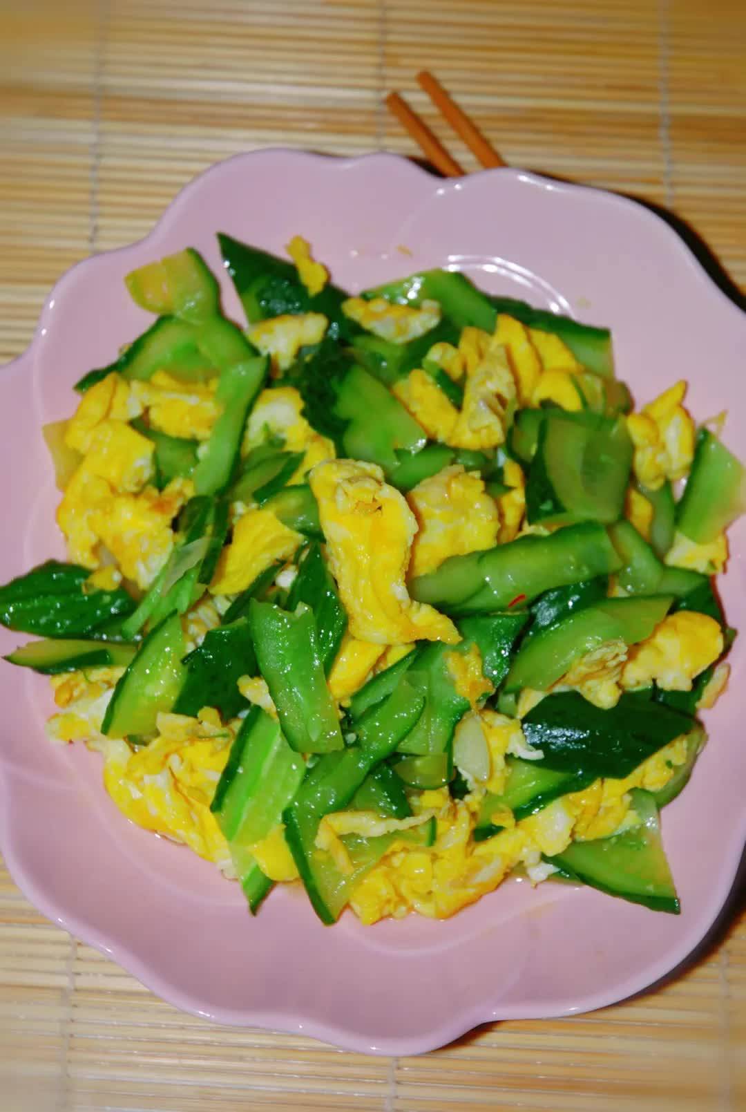 黄瓜加鸡蛋怎么做好吃?教你用简单的食材做更好的美食,一学就会哦