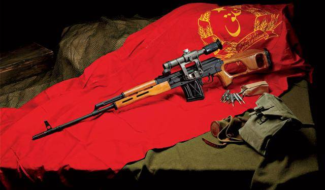 其实我只是个akplus南斯拉夫的m76精确射手步枪