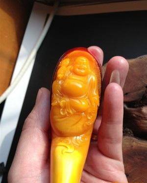 鹤顶红珠子是什么做的鹤顶红手串是什么材质