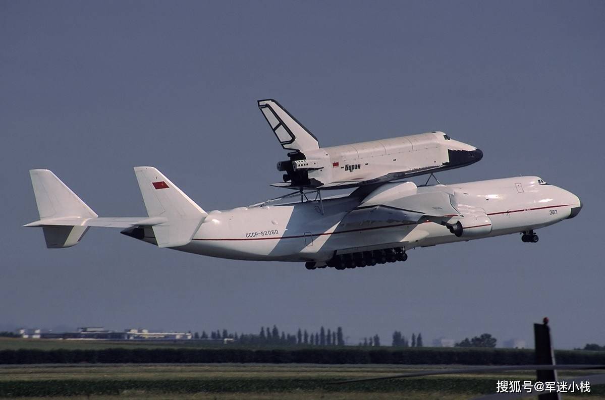 为运输暴风雪号航天飞机而生安225梦幻运输机