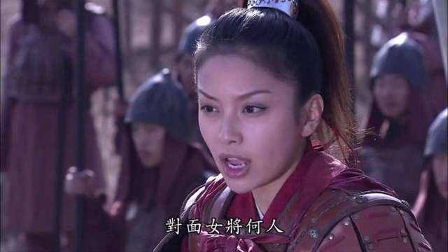 其实并不是邓婵玉实力比孔宣强,反而这邓婵玉的实力很弱,估计比金吒和