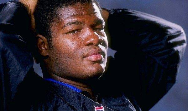 原创传奇拳王里迪克鲍宣布复出打算挑战霍利菲尔德或泰森