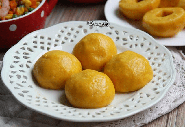 南瓜和豆腐做这窝窝头,天然香甜,柔软可口,做法简单,营养美味_面团