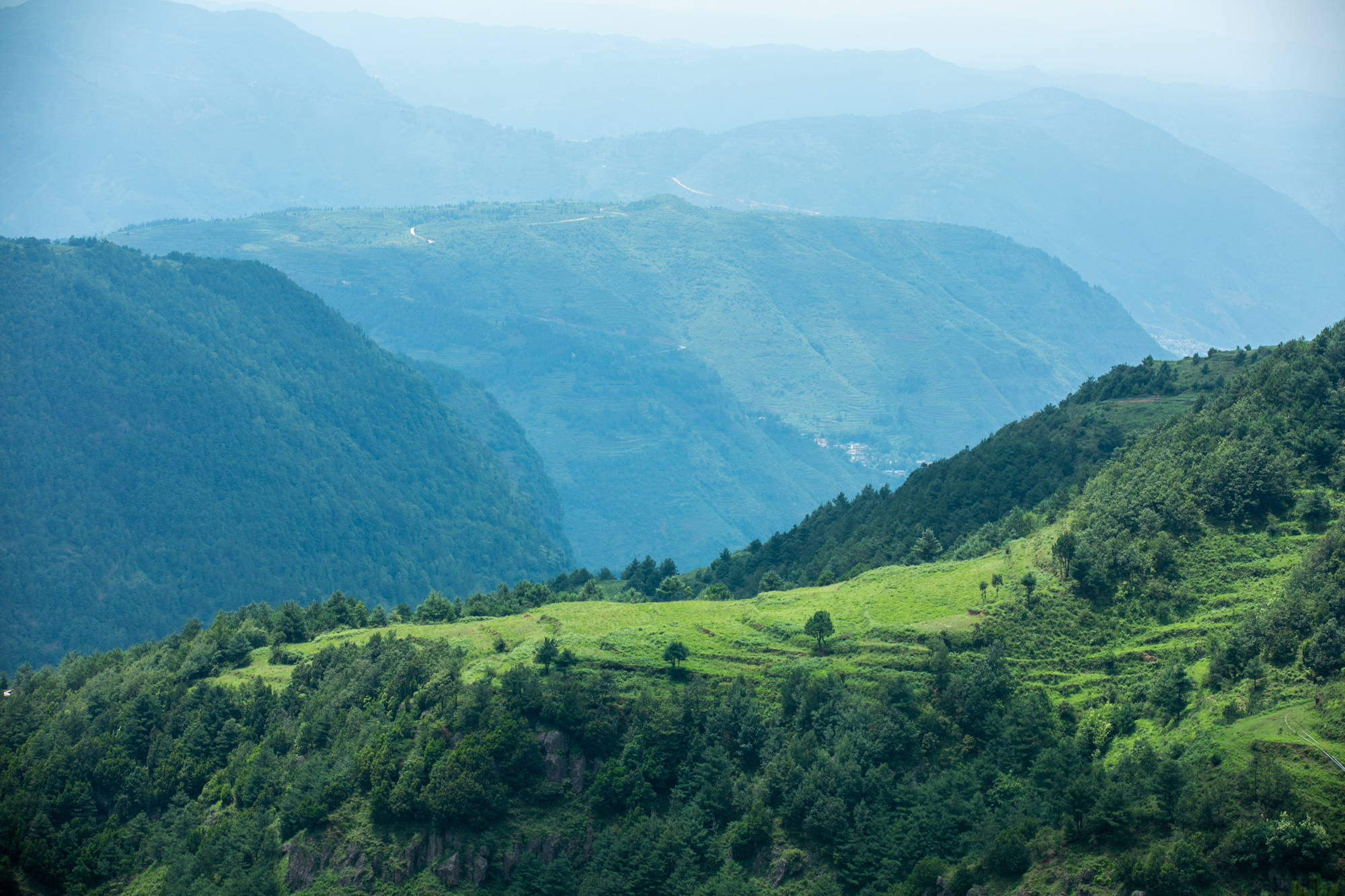 原创从高山到湖泊,媲美呼伦贝尔,贵州乌蒙大草原,绵延万亩美到极致
