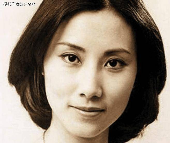 年轻时的容嬷嬷颜值逆天如开挂这颜值可以演香妃