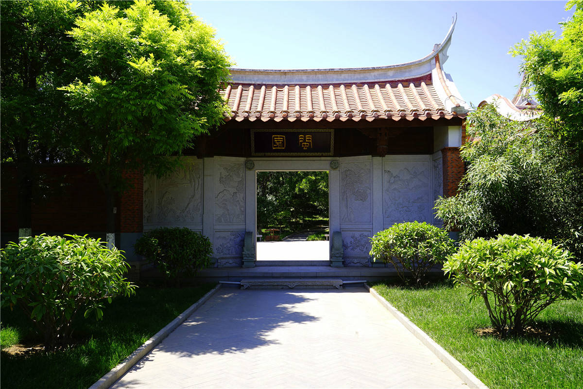 原创园博园中,有一座散发着闽南风韵的民居