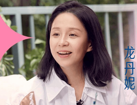 原创肖战复工之后事业未见明显起色,龙丹妮要准备去捧伍嘉成?