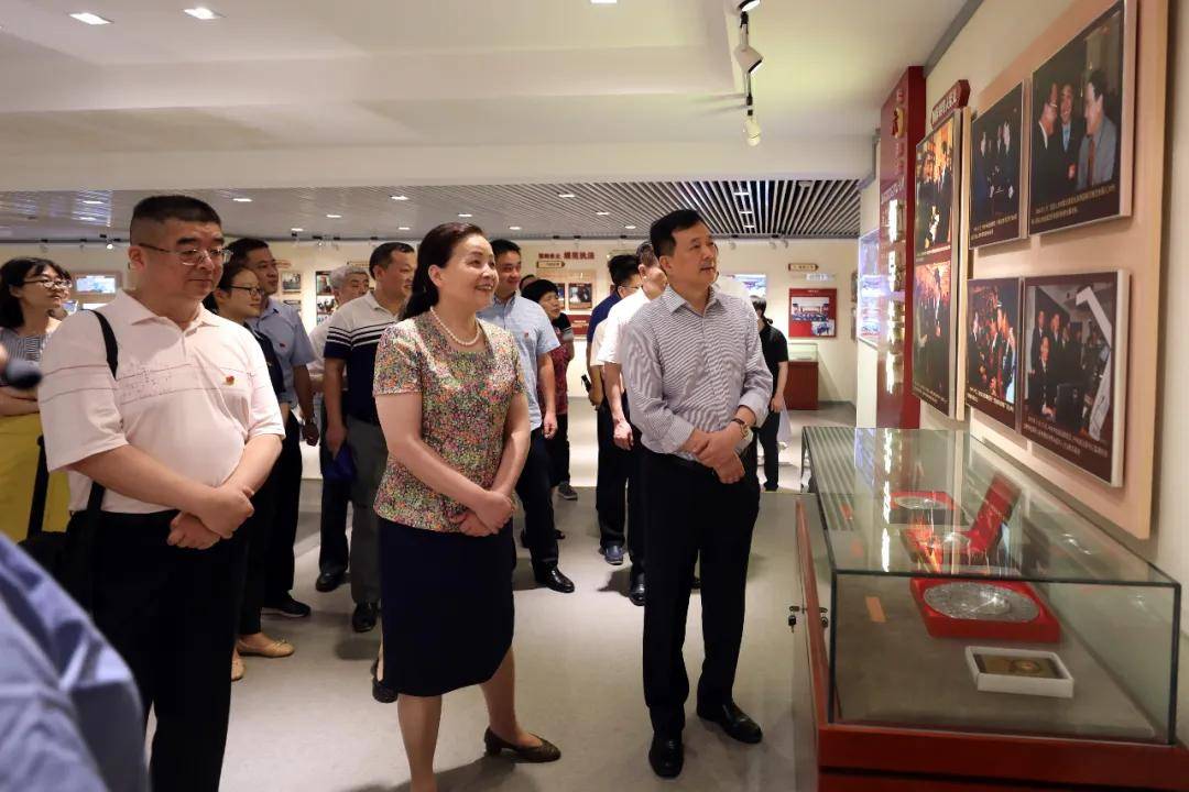 邻居来访这次省检察院之行他们感触颇深