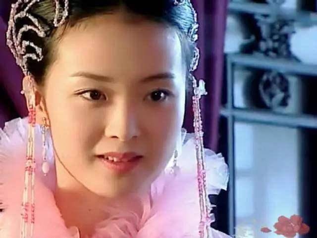 如今再看《少年张三丰》当时给张卫健配戏的人,张铁林进不了前五