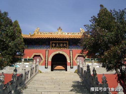 原创河南嵩山大法王寺,现千年"肉身佛像",大量日本人前来参拜