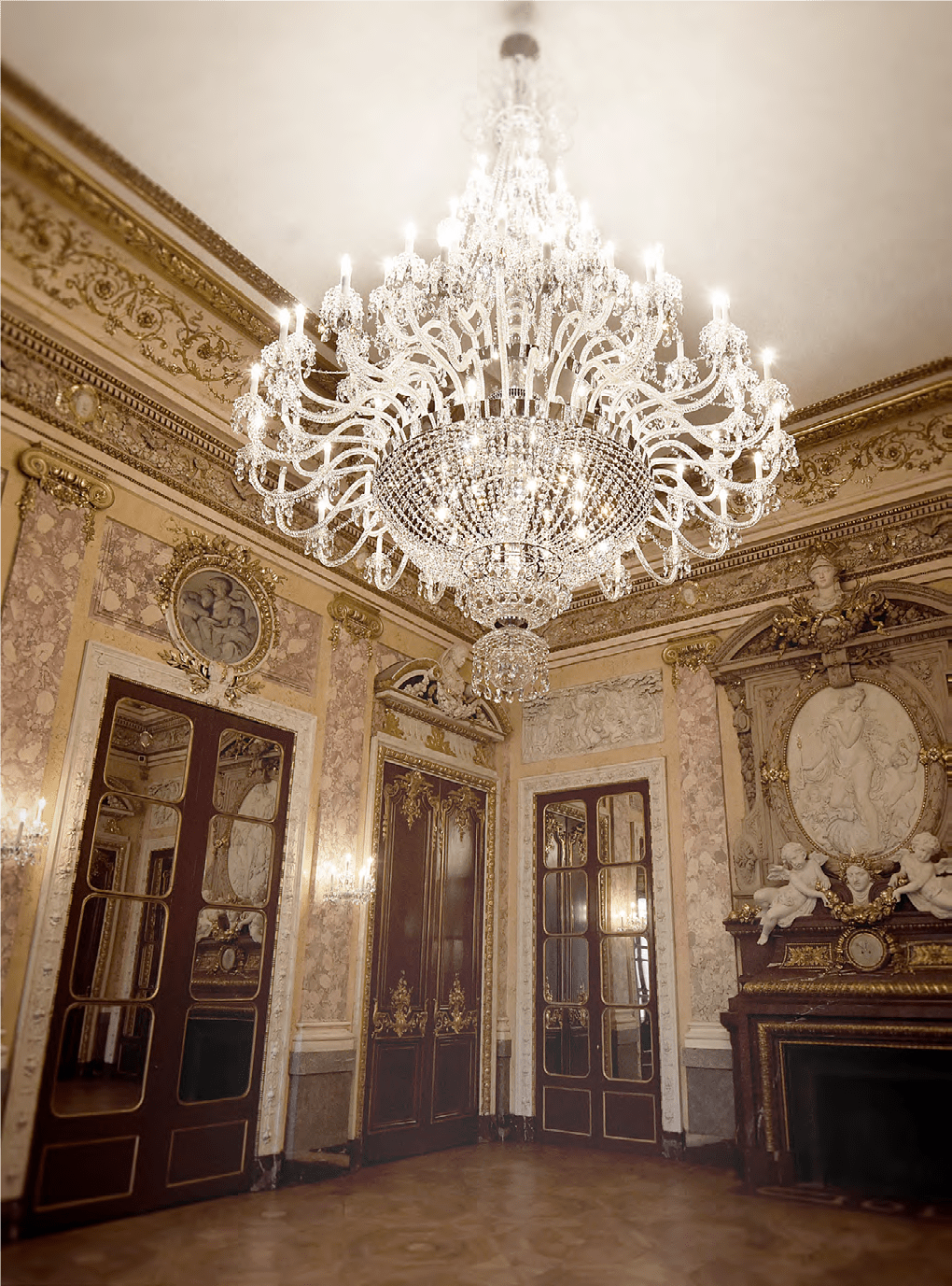 royal吊灯| 跨越世纪的经典之作