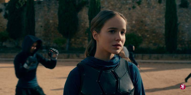 颠覆传统形象大开杀戒修女战士复活后斩妖除魔