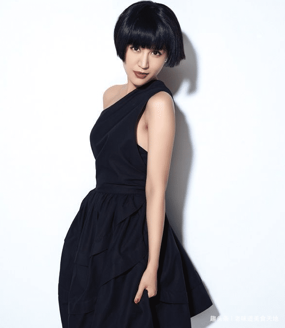 有种整容叫没了妆的鲍蕾素颜照惹争议陆毅眼光是个谜