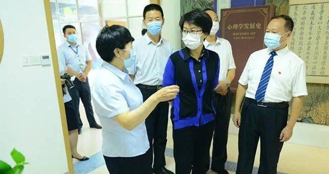 聊城市委副书记市长李长萍赴市第四人民医院考察调研