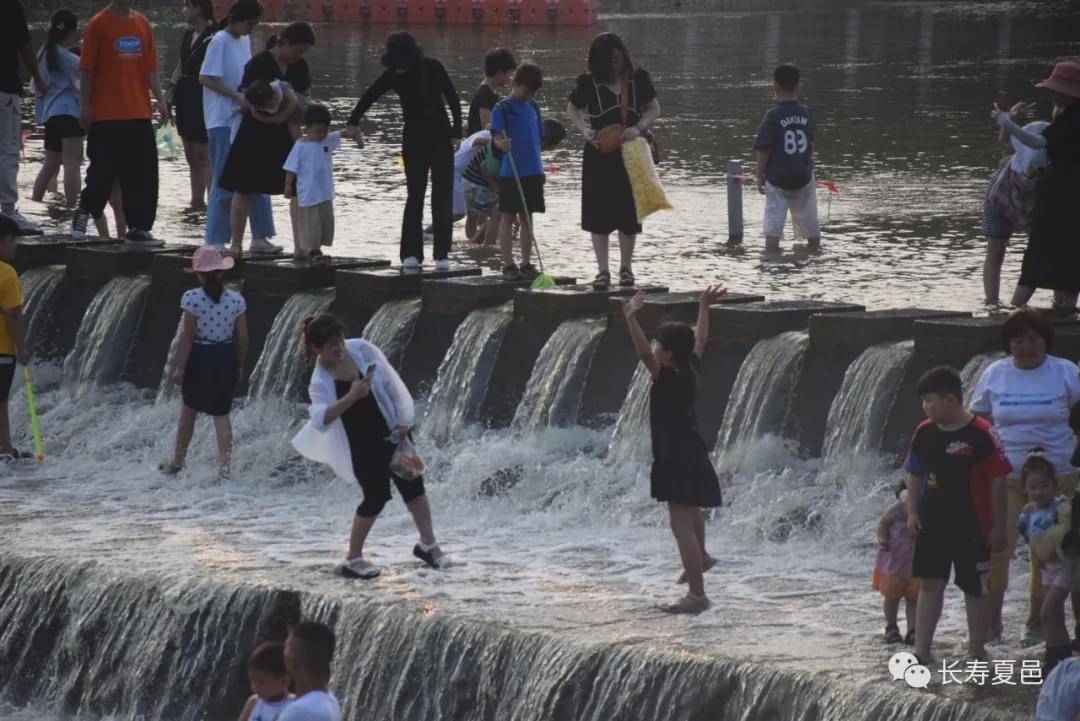 夏邑又添新風景! 兒童戲水漫水橋