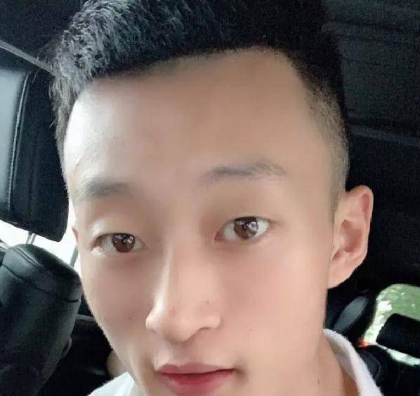 快手一哥祁天道摊上大事涉嫌诈骗700万庭审现场当场认罪