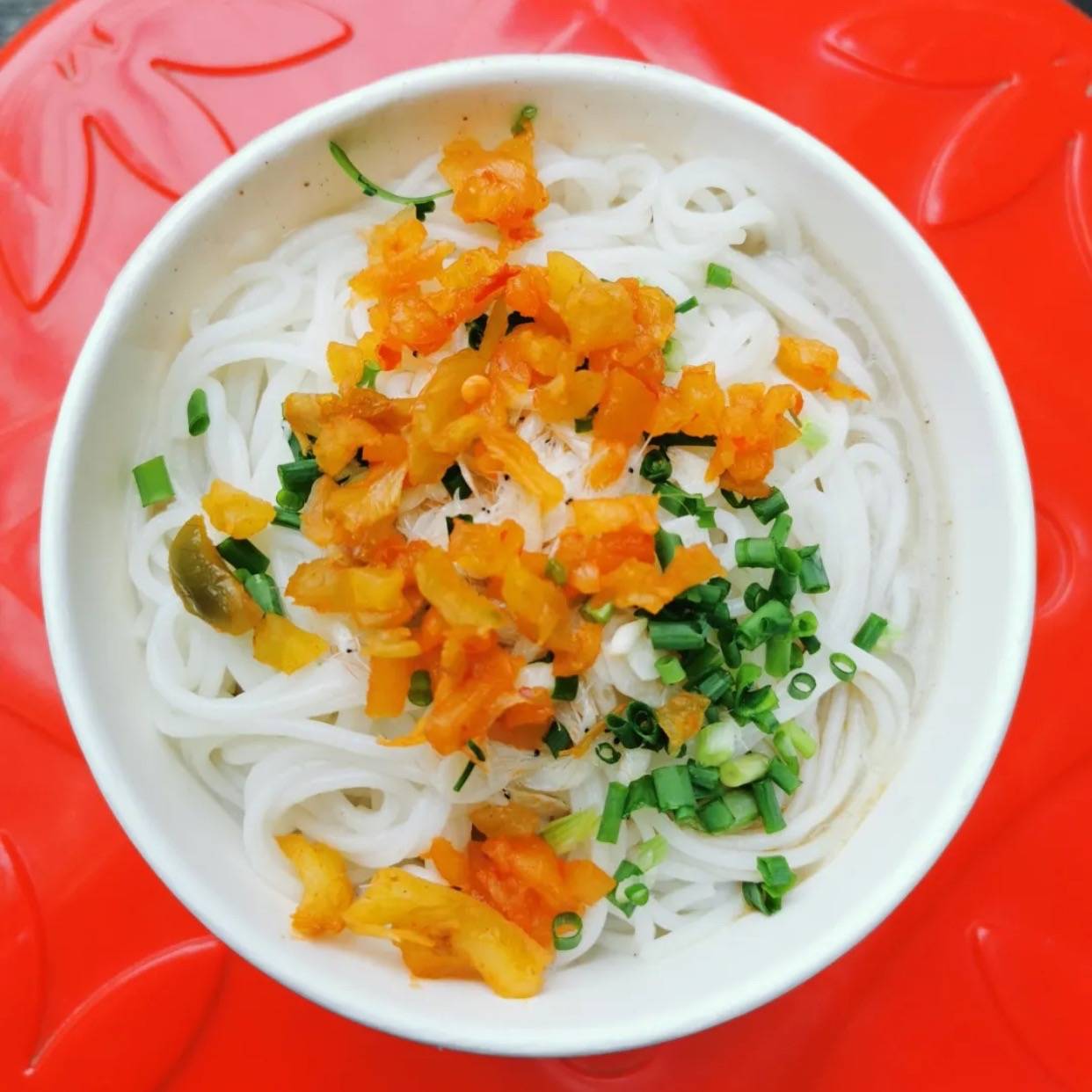 武昌大成路上的鲜鱼糊汤粉,做的是街坊生意,吃的是正宗汉味