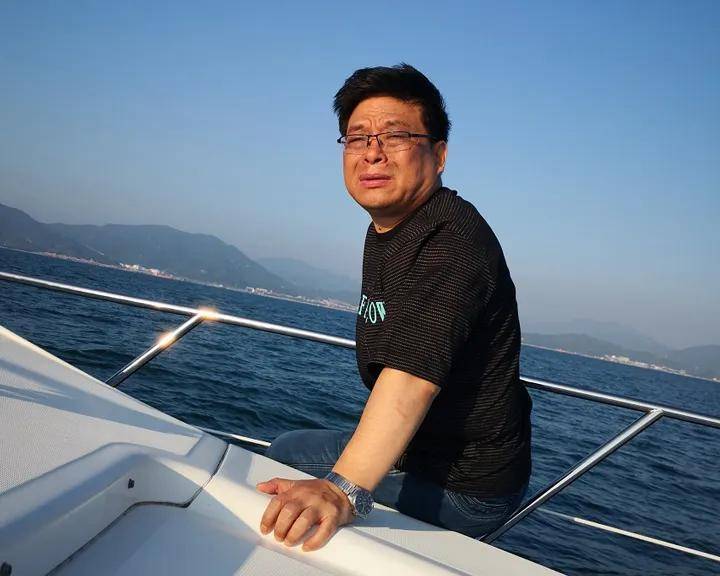 孙晓明——寻求内在精神意境构成的个人表达