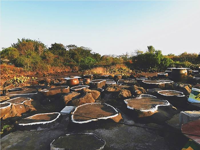 洋浦千年古盐田一道靓丽的风景线