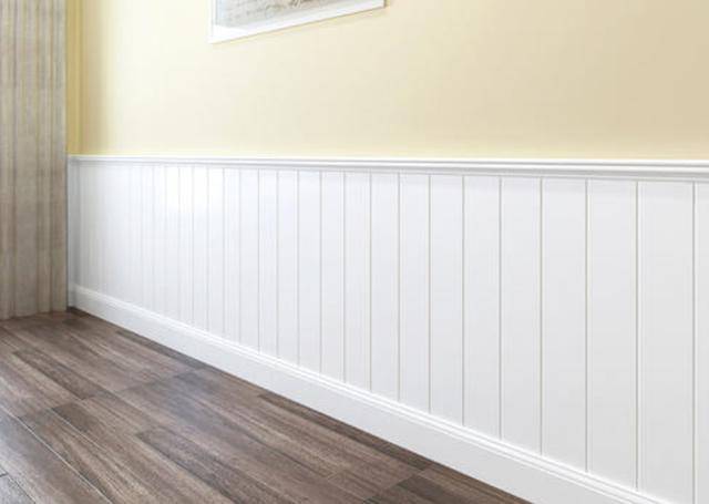 想要给墙裙做成宽还是窄的造型都比较随意,要是能在给天花板用石膏线