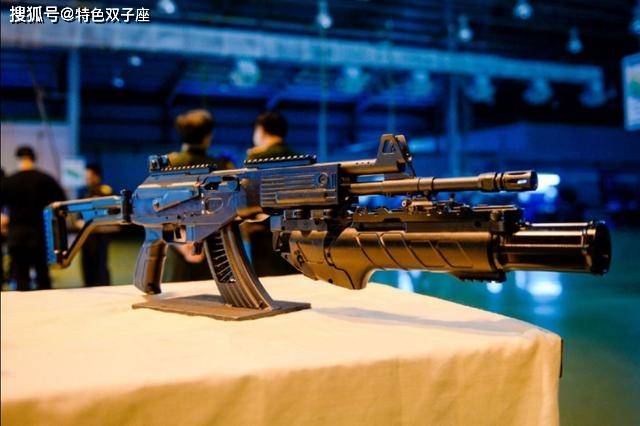 越南新型国产ak系步枪奇异的进化历程