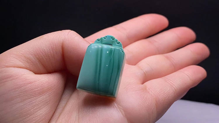 特色文玩水波纹绿松石