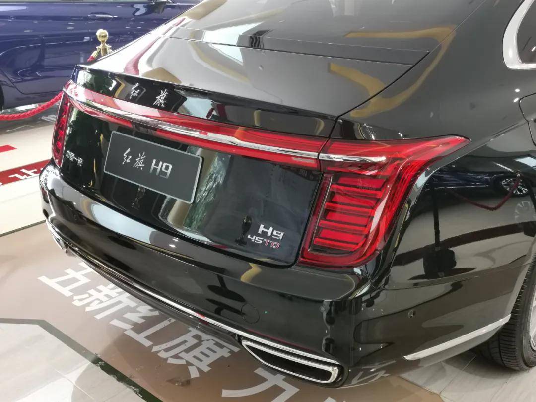 中国版"劳斯莱斯"来了 到店体验红旗h9