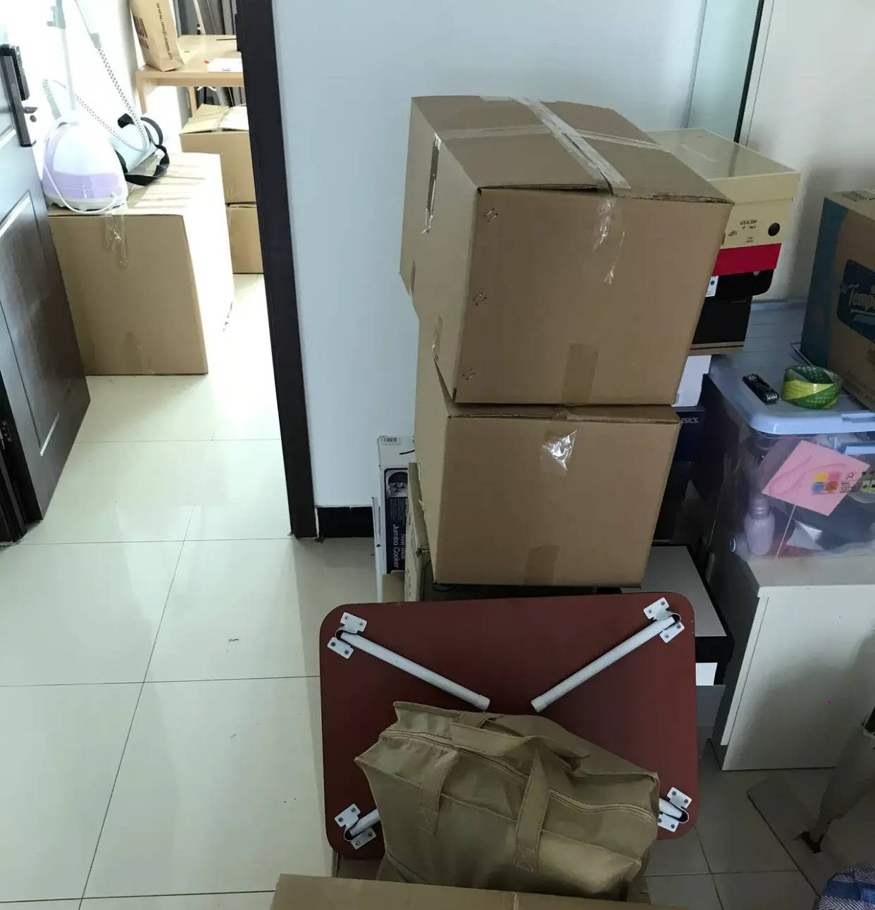 我走了!我挥一挥衣袖把五年来所有的行李打包回家了_城市