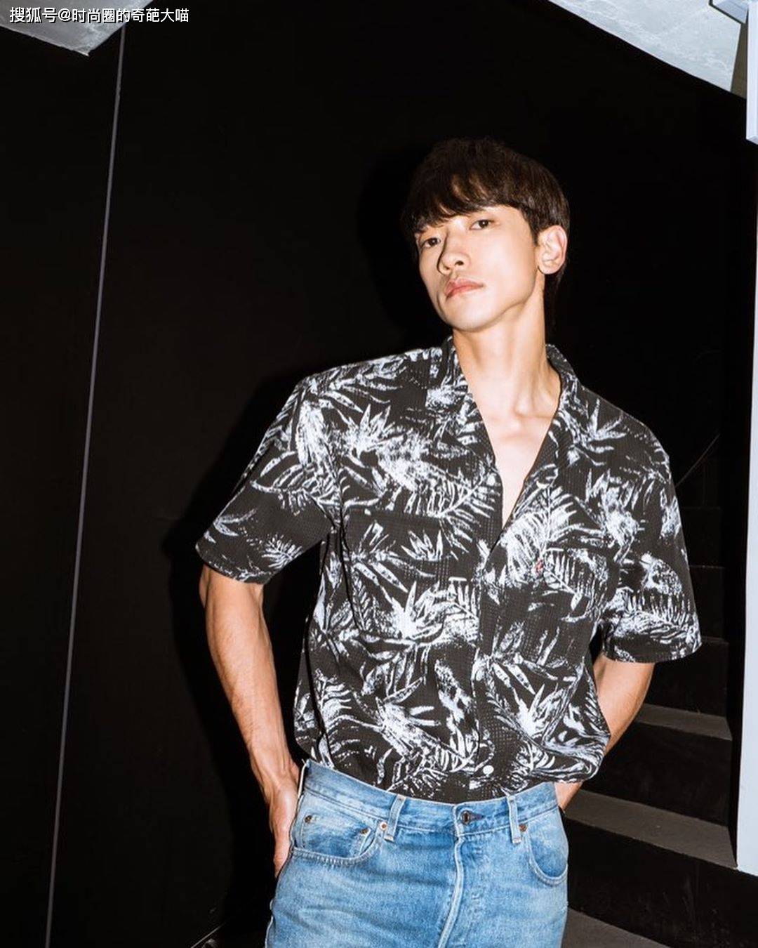 原创rain瘦20斤后重拾防腐剂美貌,身材好如雕塑,成最会穿搭的亚洲舞