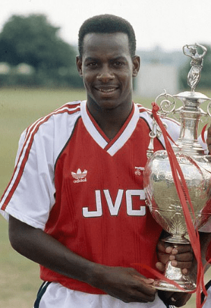 大卫·罗卡斯特(1985-1992)利亚姆·布雷迪曾经说过:"思想家是最致命